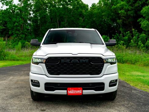 New 2026 RAM 1500 Express RWD image 5