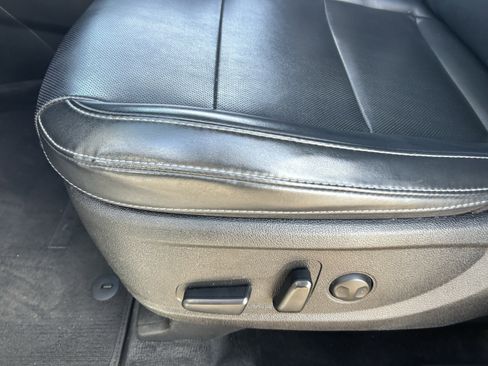 Used 2020 Kia Telluride S FWD image 29