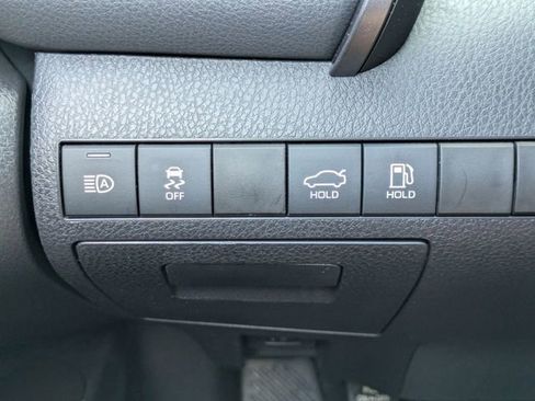 Used 2023 Toyota Camry SE w/ Convenience Package FWD image 23