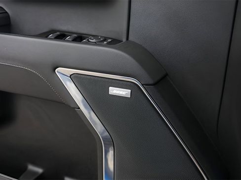 Used 2022 Chevrolet Silverado 1500 LTZ w/ LTZ Convenience Package II image 24