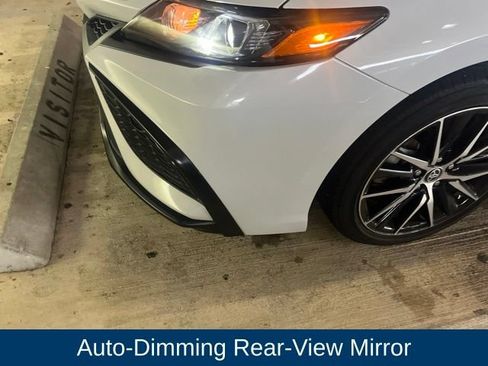 Used 2024 Toyota Camry SE w/ Convenience Package FWD image 11