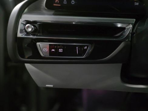 Used 2024 Cadillac Lyriq Sport image 30