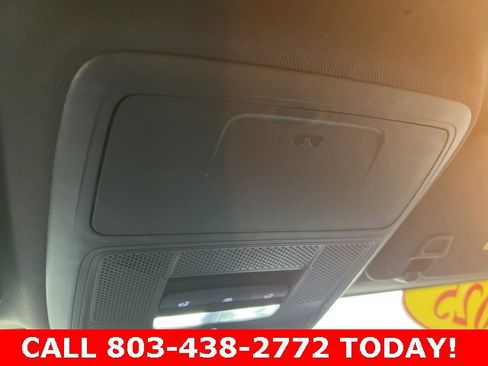 Used 2025 GMC Terrain Elevation w/ Elevation Premium Package image 30