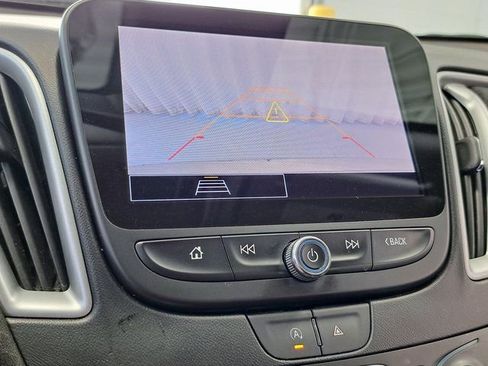 Used 2024 Chevrolet Malibu LT image 16