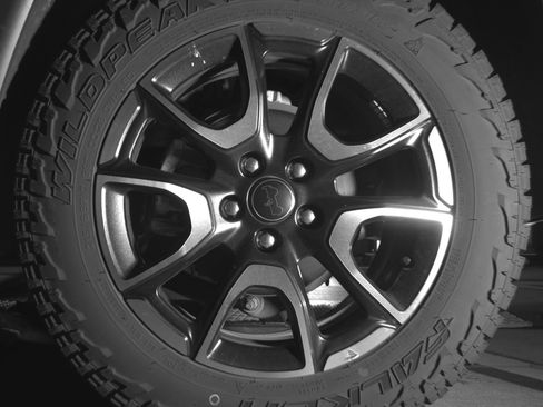 Used 2025 Jeep Compass Trailhawk AWD/4WD image 14