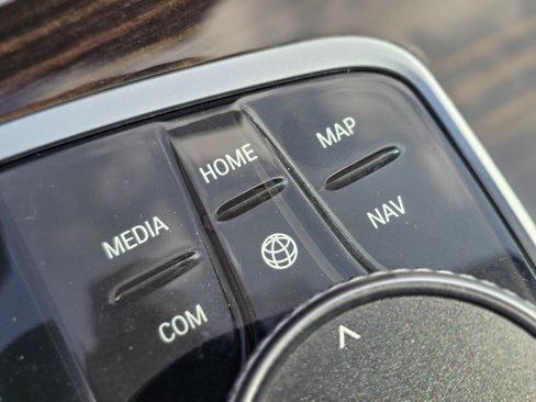 Used 2021 BMW X5 xDrive40i w/ Premium Package image 43