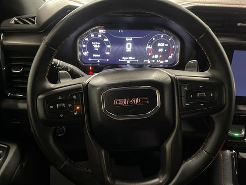 Used 2026 GMC Sierra 1500 AT4 w/ AT4 Premium Package AWD/4WD image 4