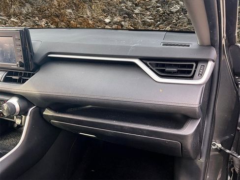 Used 2020 Toyota RAV4 XLE w/ All Weather Liner Package image 11