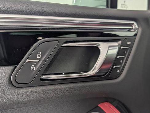 New 2026 Porsche Macan AWD/4WD image 26