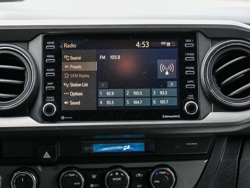 Used 2021 Toyota Tacoma TRD Sport w/ Technology Package AWD/4WD image 13