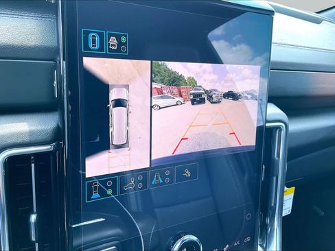 Used 2025 GMC Yukon XL Denali w/ Sun & Power Step Package RWD image 27