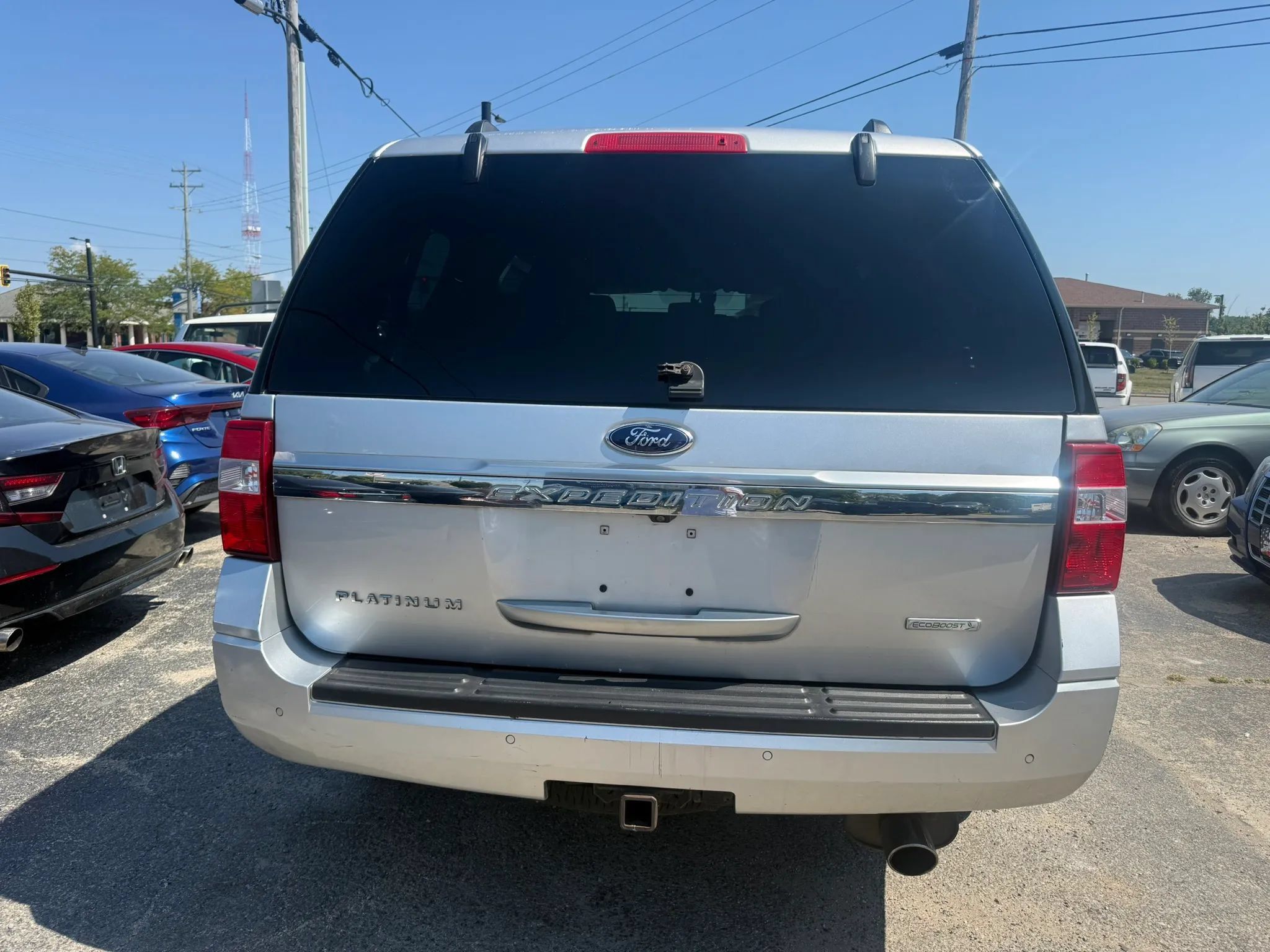 Used 2016 Ford Expedition Platinum AWD/4WD image 5