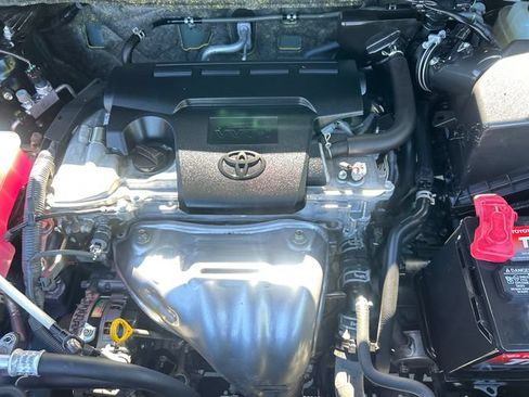 Used 2017 Toyota RAV4 LE w/ All Weather Liner Package AWD/4WD image 22