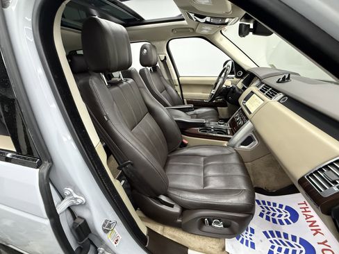 Used 2017 Land Rover Range Rover HSE image 22