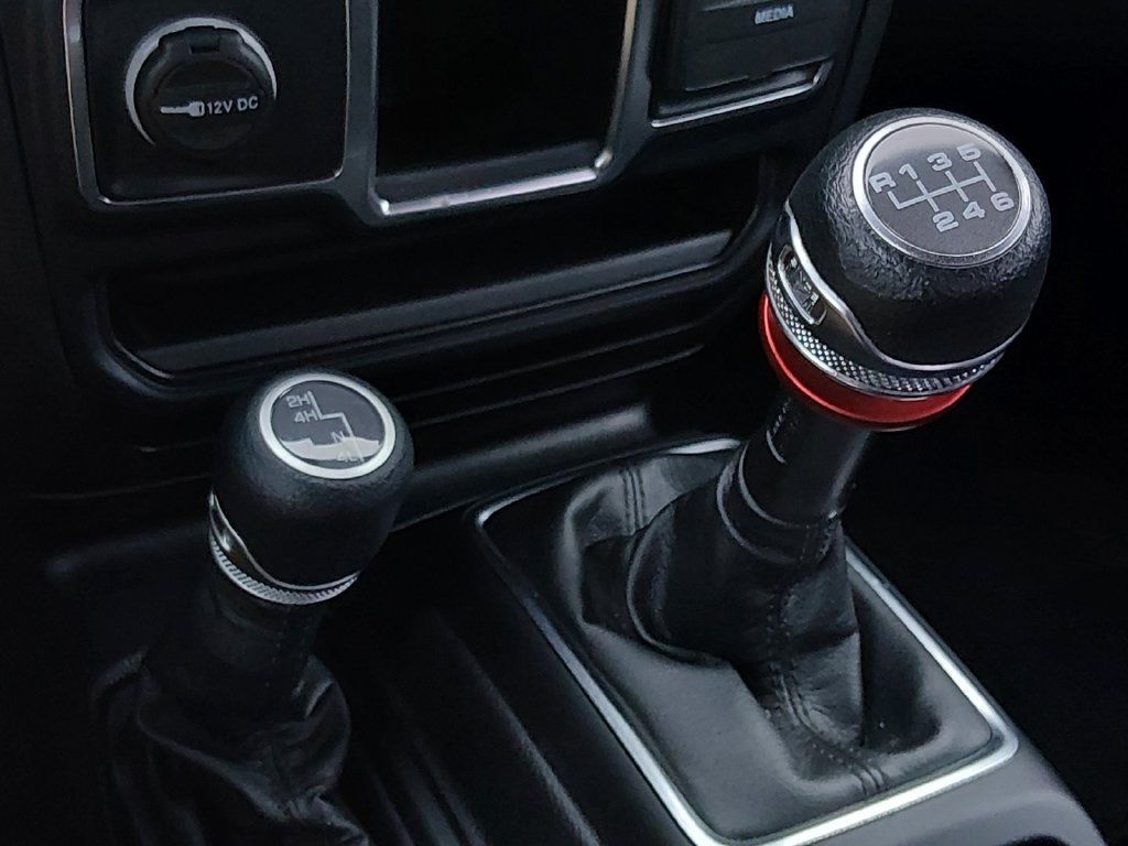 Used 2023 Jeep Wrangler Sport AWD/4WD image 22