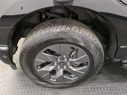 Used 2022 Ford F150 Lightning Lariat w/ Equipment Group 511A High image 7