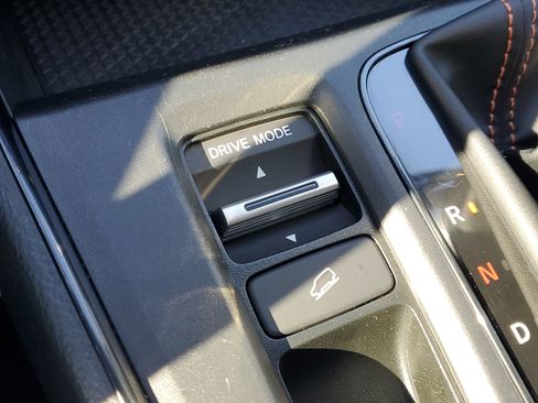 Used 2025 Honda CR-V Sport image 32