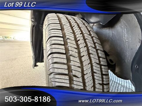 Used 2005 Scion xB FWD image 27