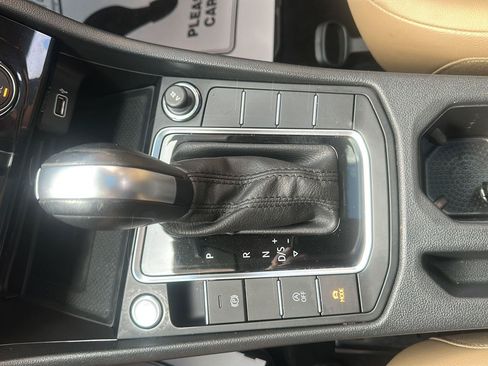 Used 2020 Volkswagen Jetta SEL FWD image 24
