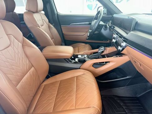 Certified 2024 Kia Telluride SX Prestige X-Pro AWD/4WD image 29