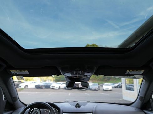 Used 2023 Maserati Levante Modena image 29