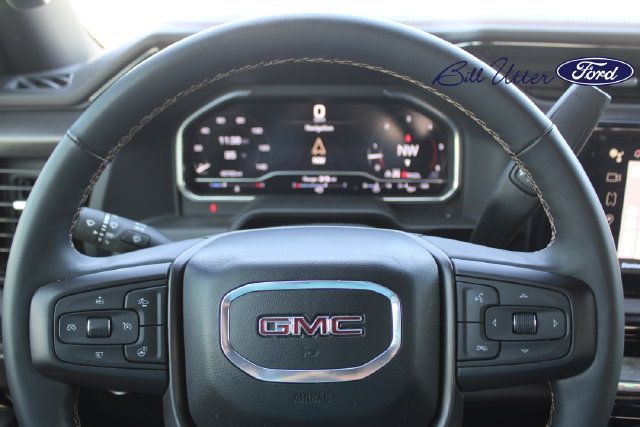 Used 2024 GMC Sierra 2500 AT4 w/ AT4 Premium Plus Package AWD/4WD image 10