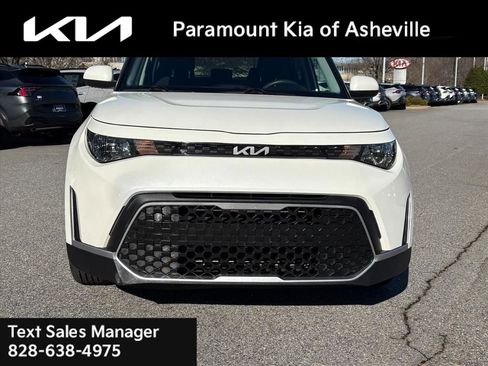 Used 2024 Kia Soul LX w/ Option Group 015 image 2