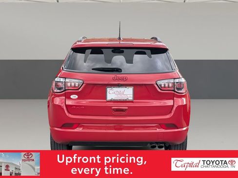 Used 2022 Jeep Compass Limited AWD/4WD image 9