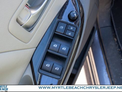 Used 2019 Toyota Sienna XLE Premium image 17