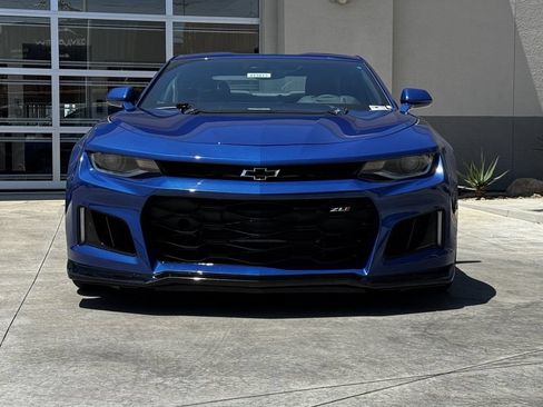 Used 2022 Chevrolet Camaro ZL1 RWD image 11