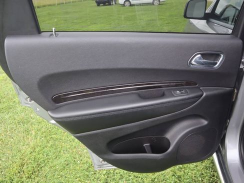 Used 2016 Dodge Durango Limited w/ Nav & Power Liftgate Group AWD/4WD image 29