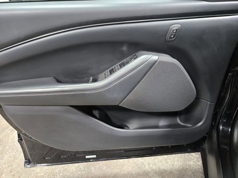 Used 2021 Ford Mustang Mach-E Select image 7