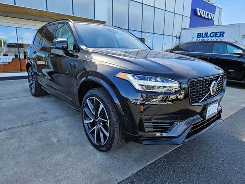 Used 2023 Volvo XC90 T8 Ultimate w/ Protection Package Premier AWD/4WD image 3