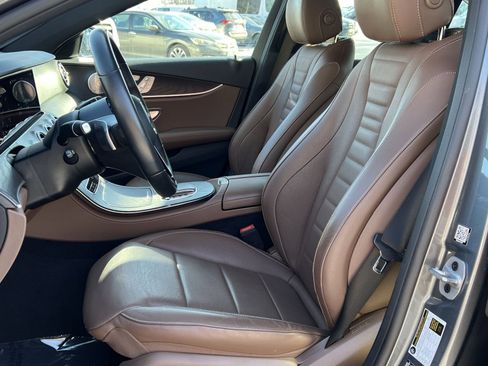 Used 2022 Mercedes-Benz E 350 E 350 image 11