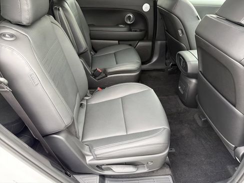 New 2026 Hyundai Palisade Limited FWD image 17