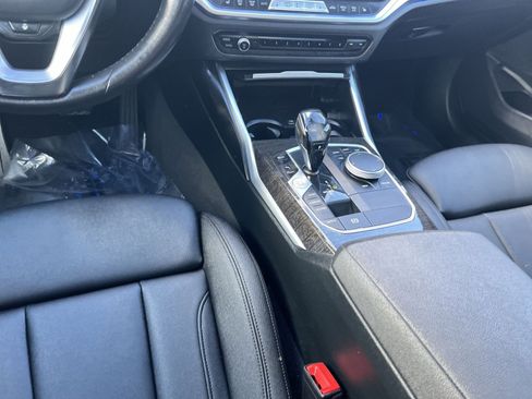 Used 2021 BMW 330i xDrive Sedan w/ Premium Package image 23