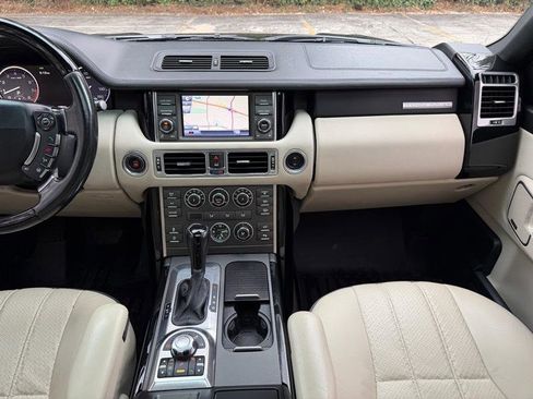 Used 2011 Land Rover Range Rover HSE LUX image 33
