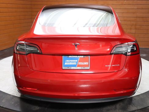 Used 2020 Tesla Model 3 Long Range image 44