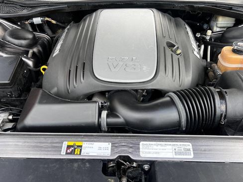 Used 2015 Dodge Challenger R/T Plus image 17