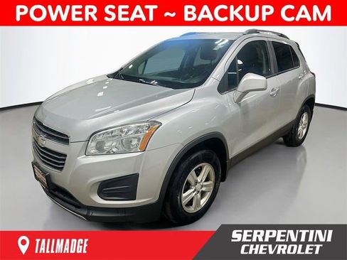 Used 2016 Chevrolet Trax LT w/ LT Convenience Package image 1