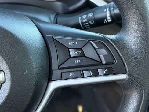 Used 2025 Nissan Altima 2.5 SV AWD/4WD image 20