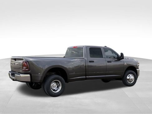 New 2026 RAM 3500 Tradesman AWD/4WD image 4