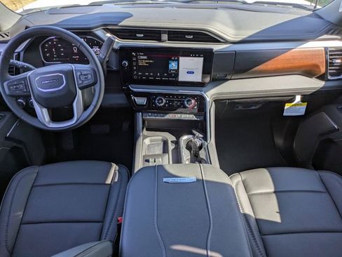 New 2026 GMC Sierra 2500 Denali w/ Denali Reserve Package image 14