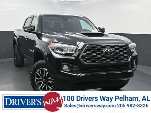 Used 2020 Toyota Tacoma TRD Sport AWD/4WD image 1