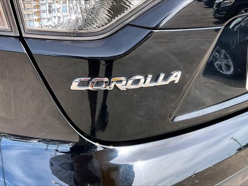Used 2024 Toyota Corolla LE FWD image 29