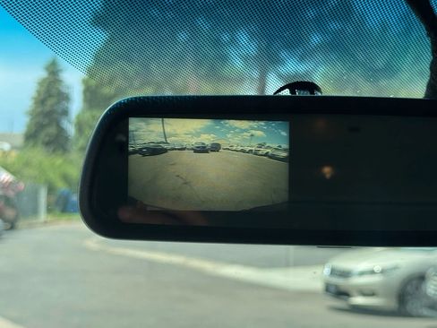 Used 2017 Chevrolet Express 3500 Extended image 32