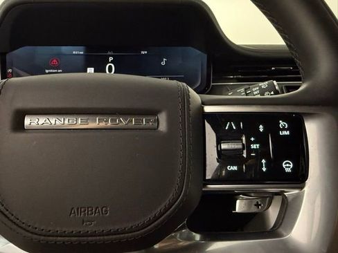 New 2025 Land Rover Range Rover SE image 20