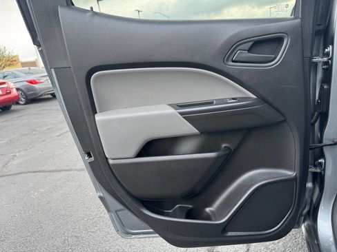 Used 2019 Chevrolet Colorado W/T w/ WT Convenience Package image 18