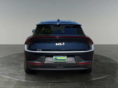 Used 2024 Kia EV6 Light RWD image 8