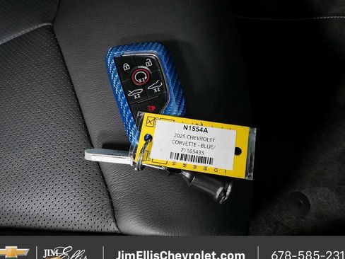 Used 2025 Chevrolet Corvette Stingray Preferred Cpe w/ 2LT RWD image 20